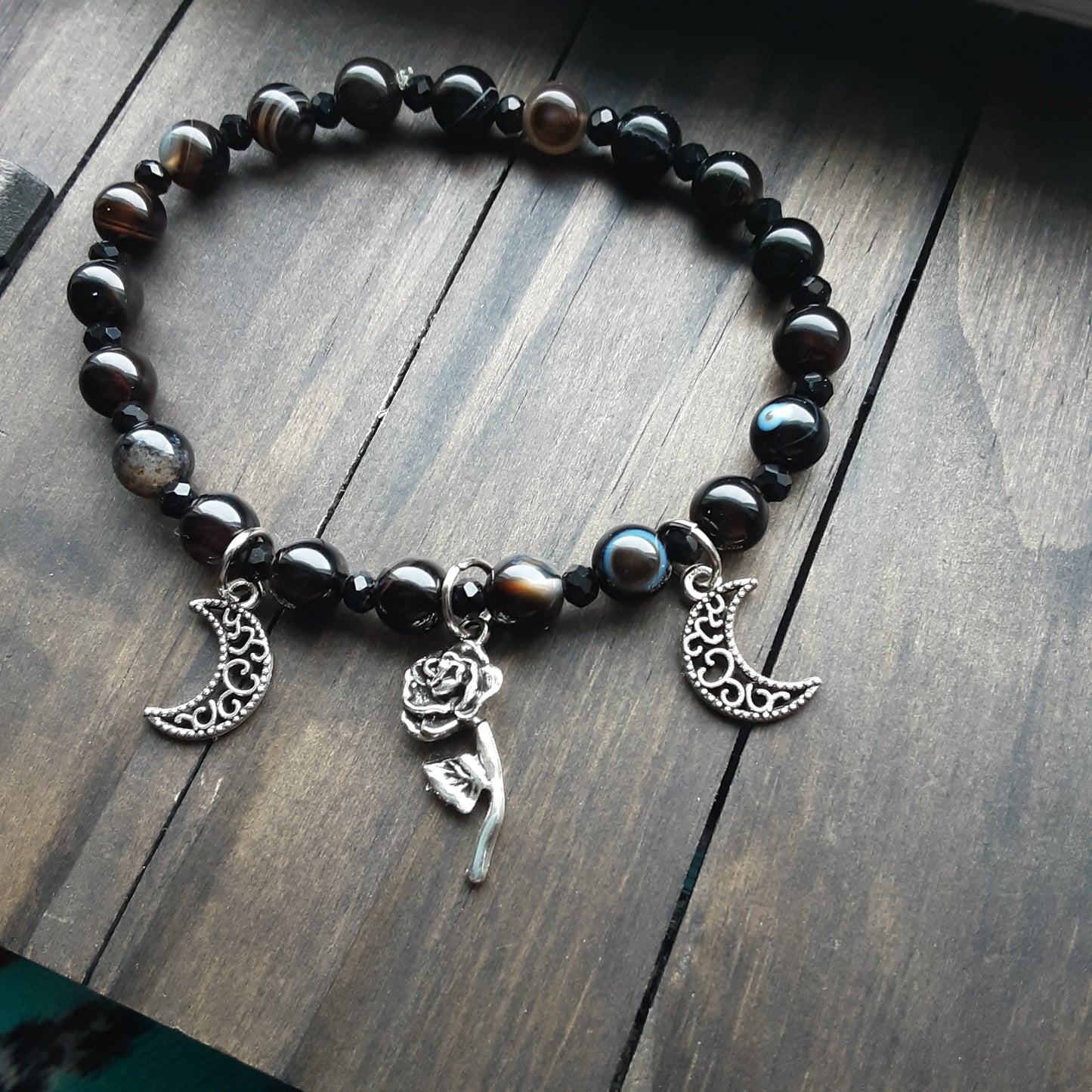 Rose and moon Agate bracelet