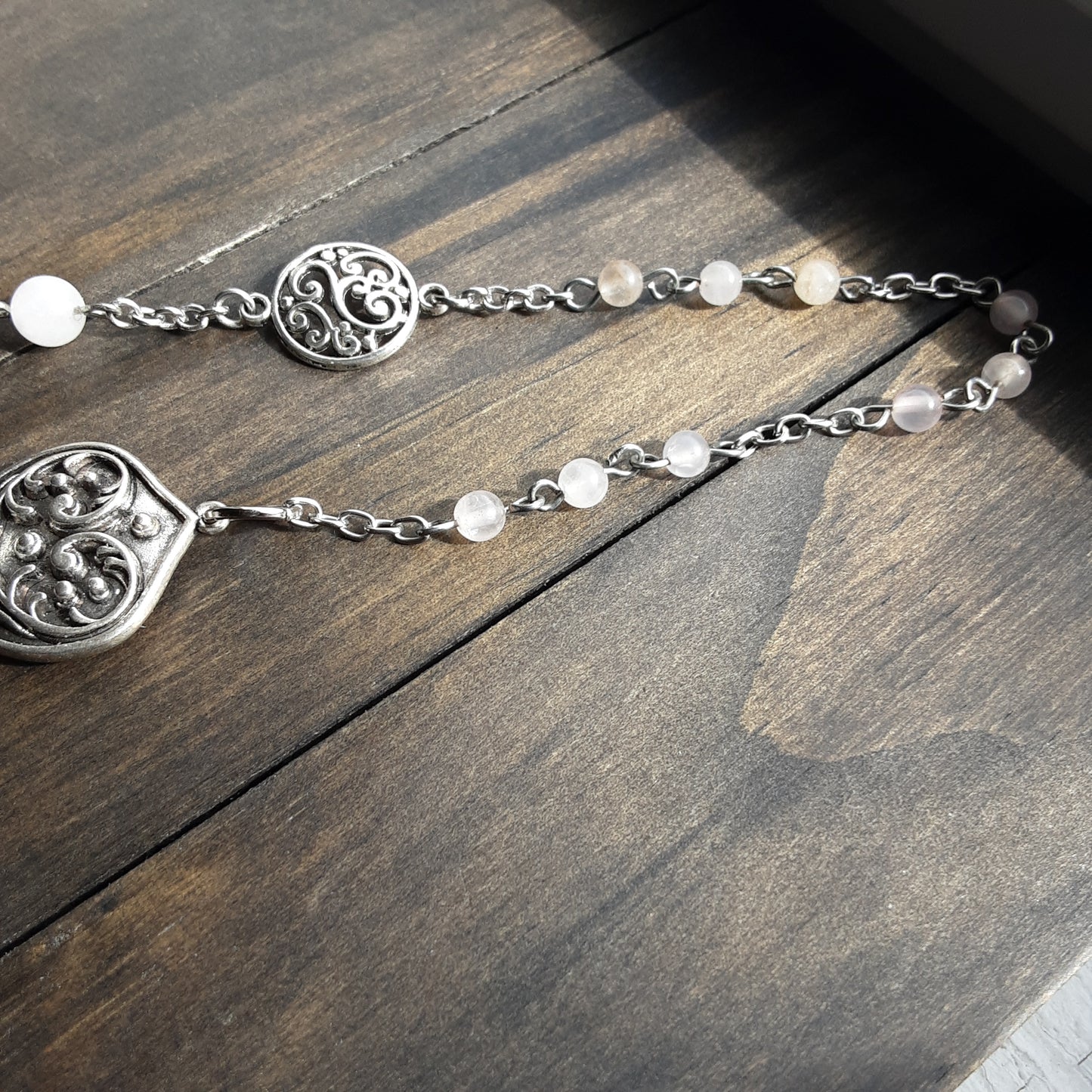 Aphrodite pendulum or prayer beads