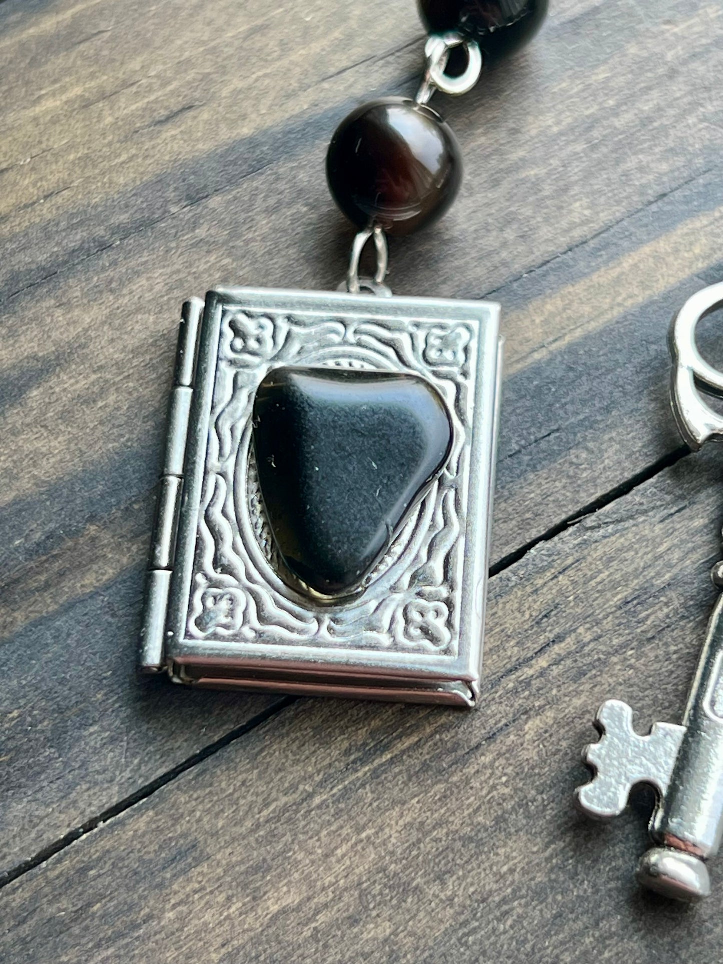Thorned Shadow- prayer beads for liminal spaces