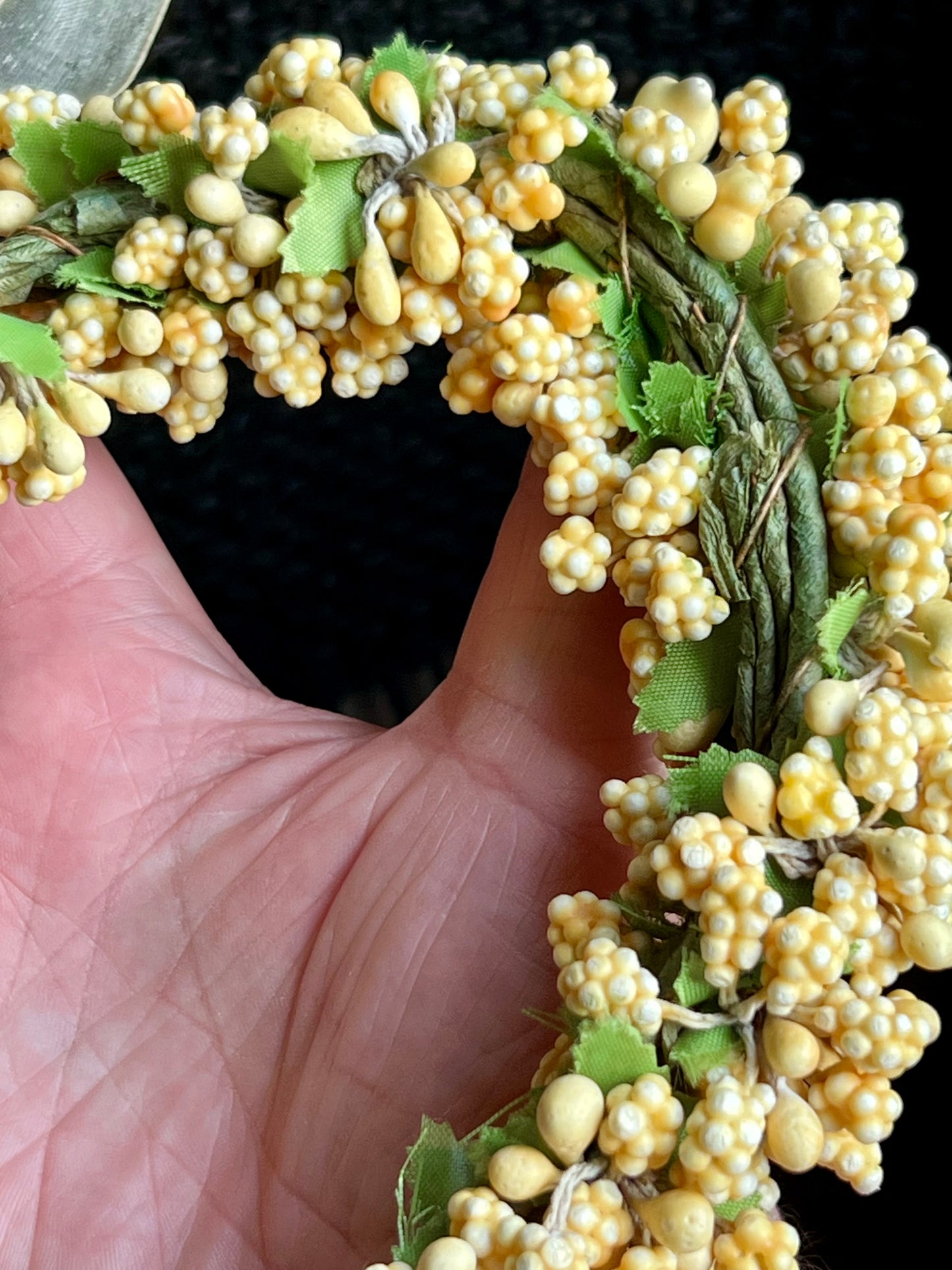 Vintage yellow heart wreath