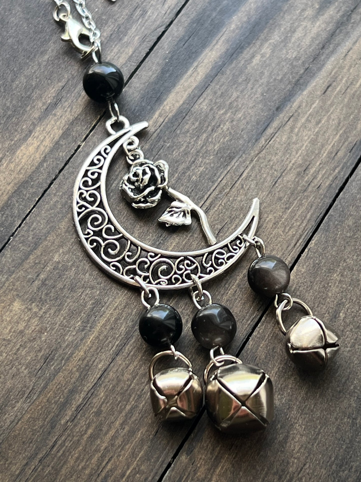 Rose witch bells- short style