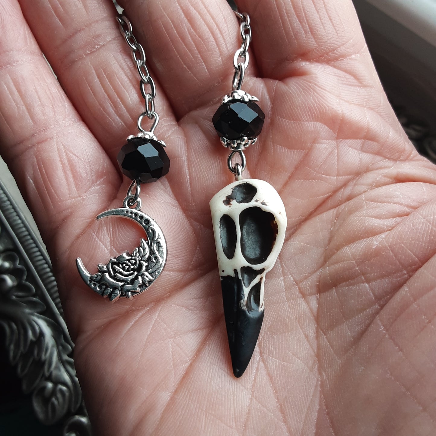 Raven skull pendulum