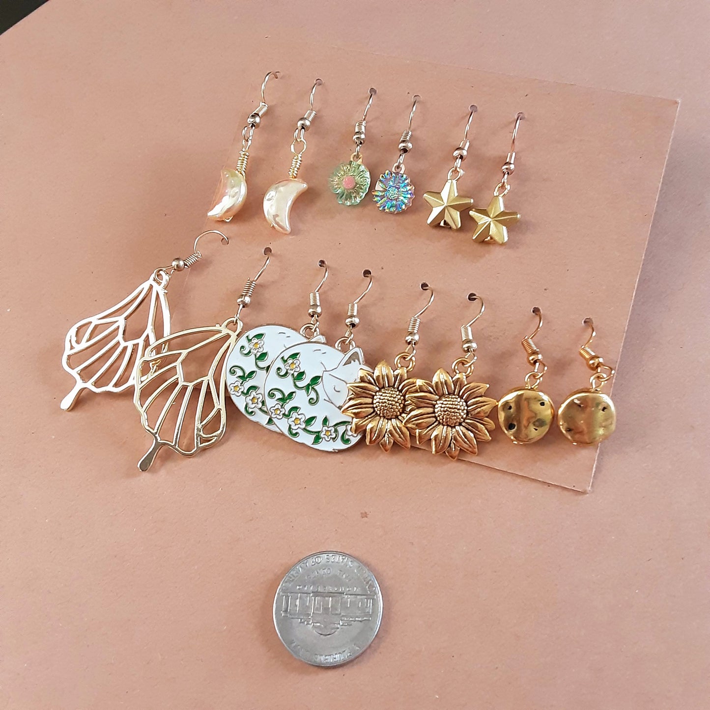 7 pairs of earrings Cute Cottagecore vibes
