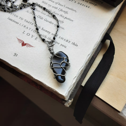 Obsidian necklace 