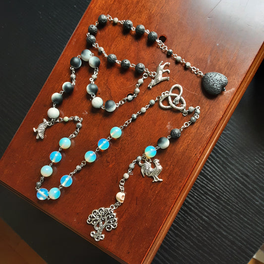 Hel prayer beads