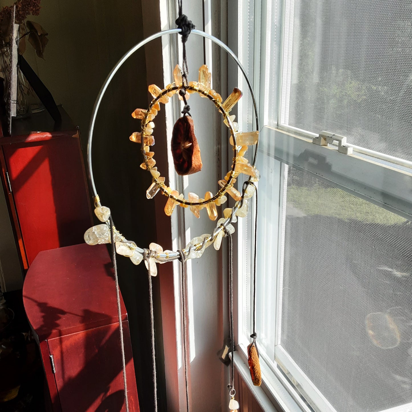 Big abundance suncatcher