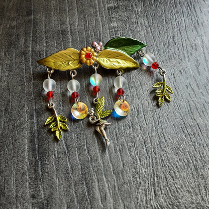 Fairy pin with crystals