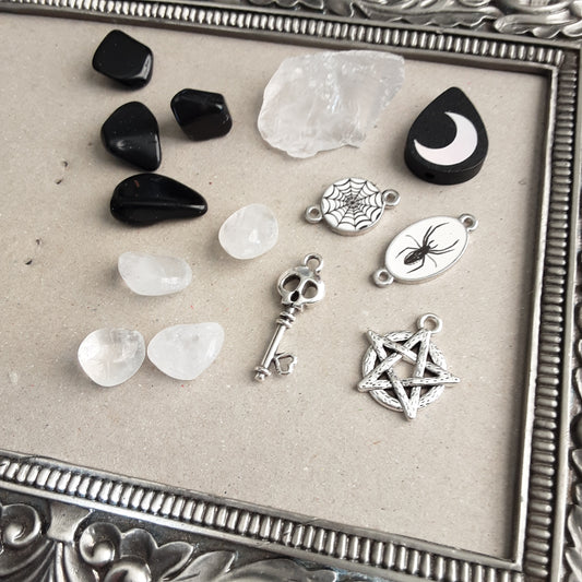 Spider altar decor set with holographic moon