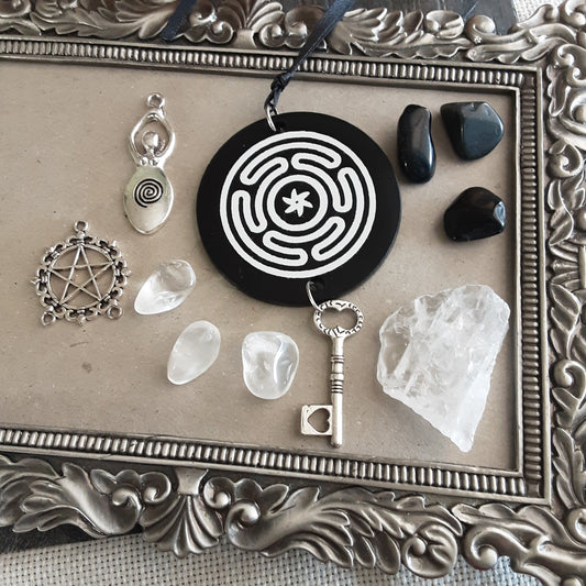 Hekate altar decor set