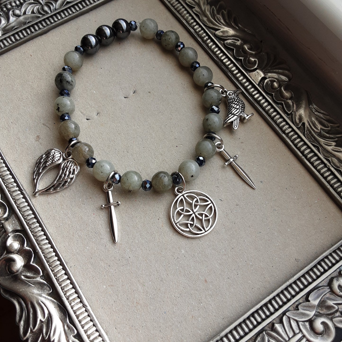 The Morrigan stretch bracelet with Labradorite