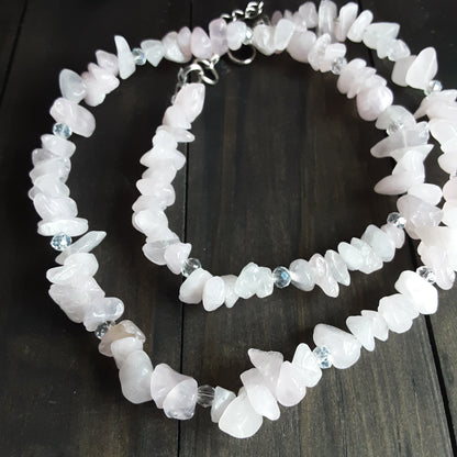 Rose Quartz gemstone chip necklace