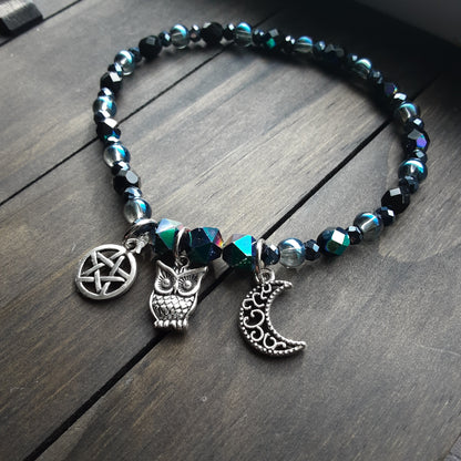 Nyx bracelet with dark blue beads