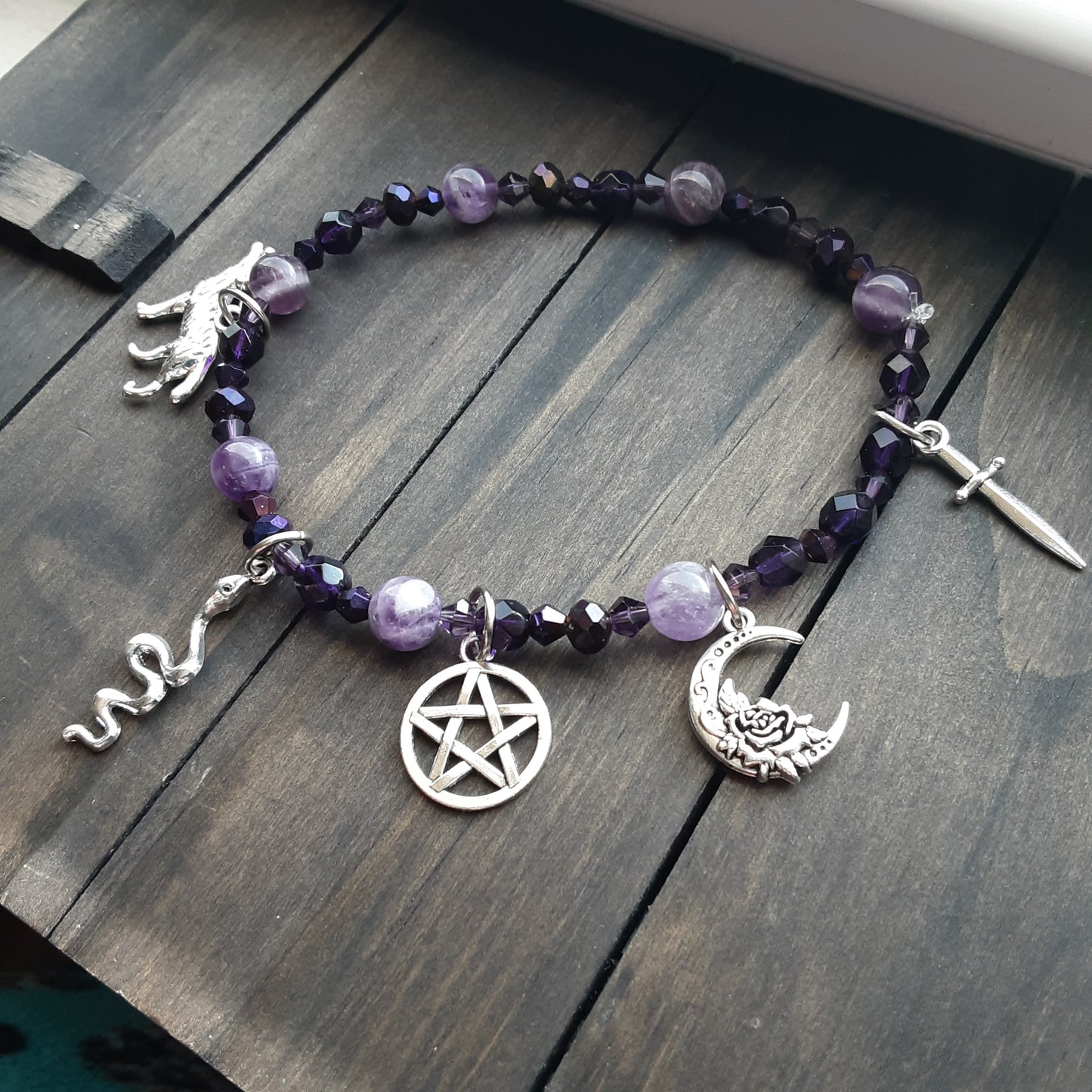 Hekate bracelet with Amethyst