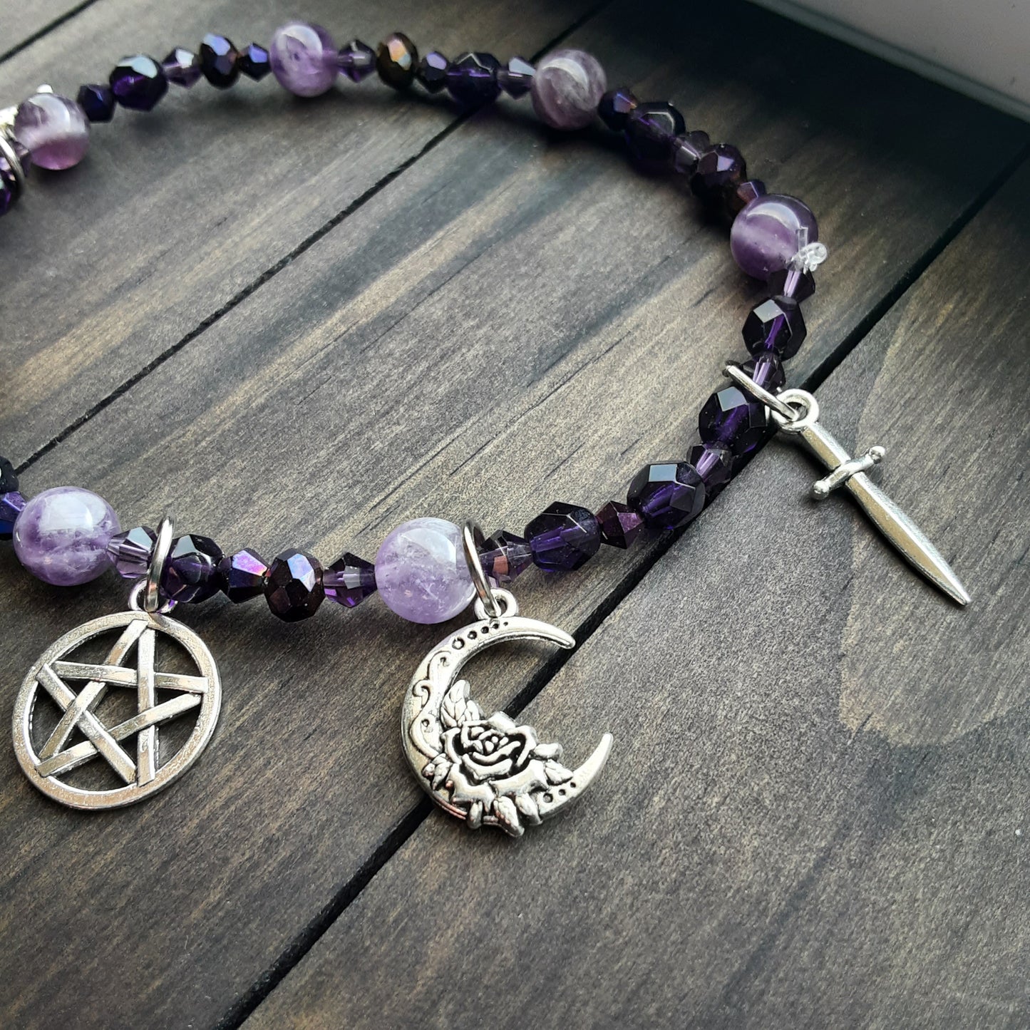 Hekate bracelet with Amethyst