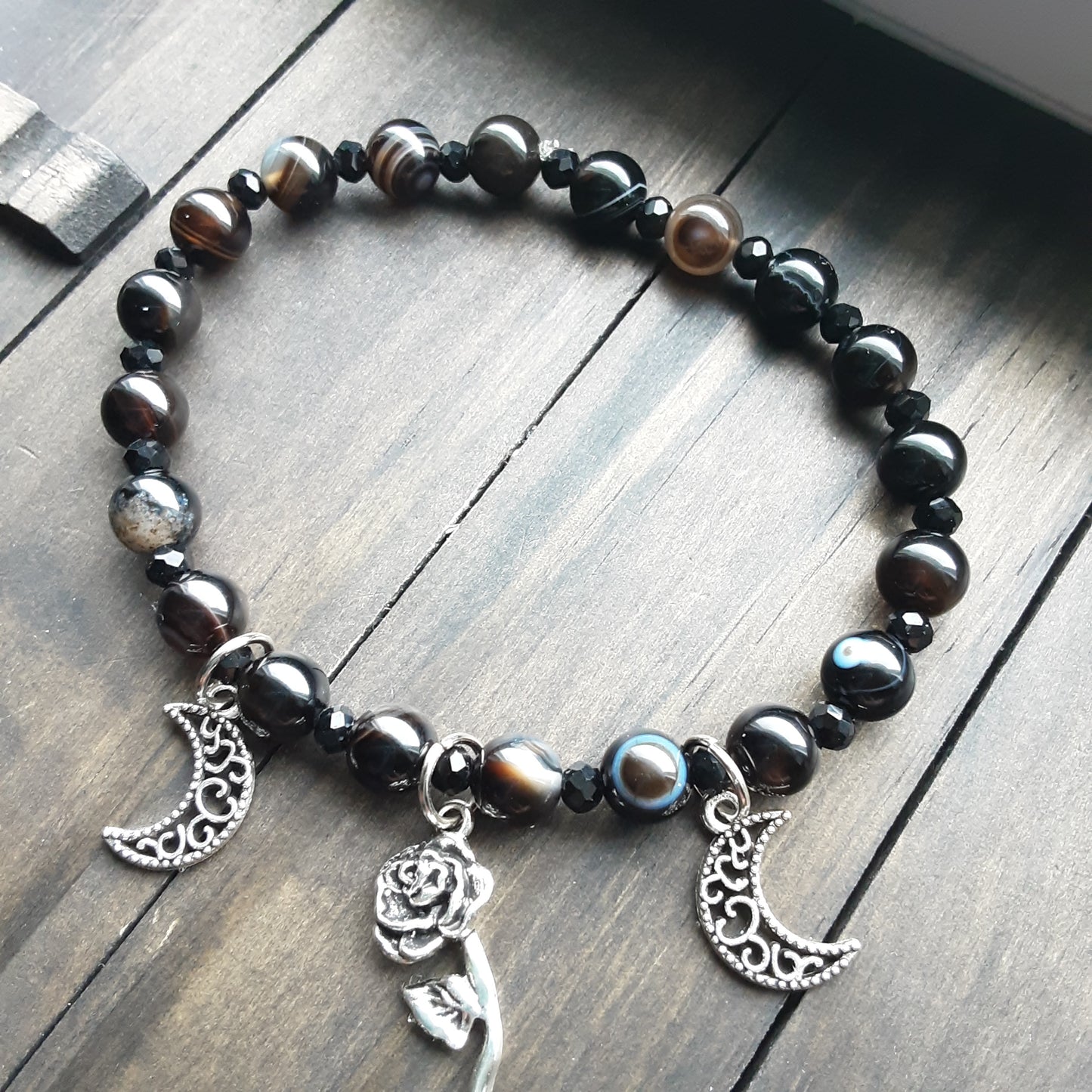Rose and moon Agate bracelet