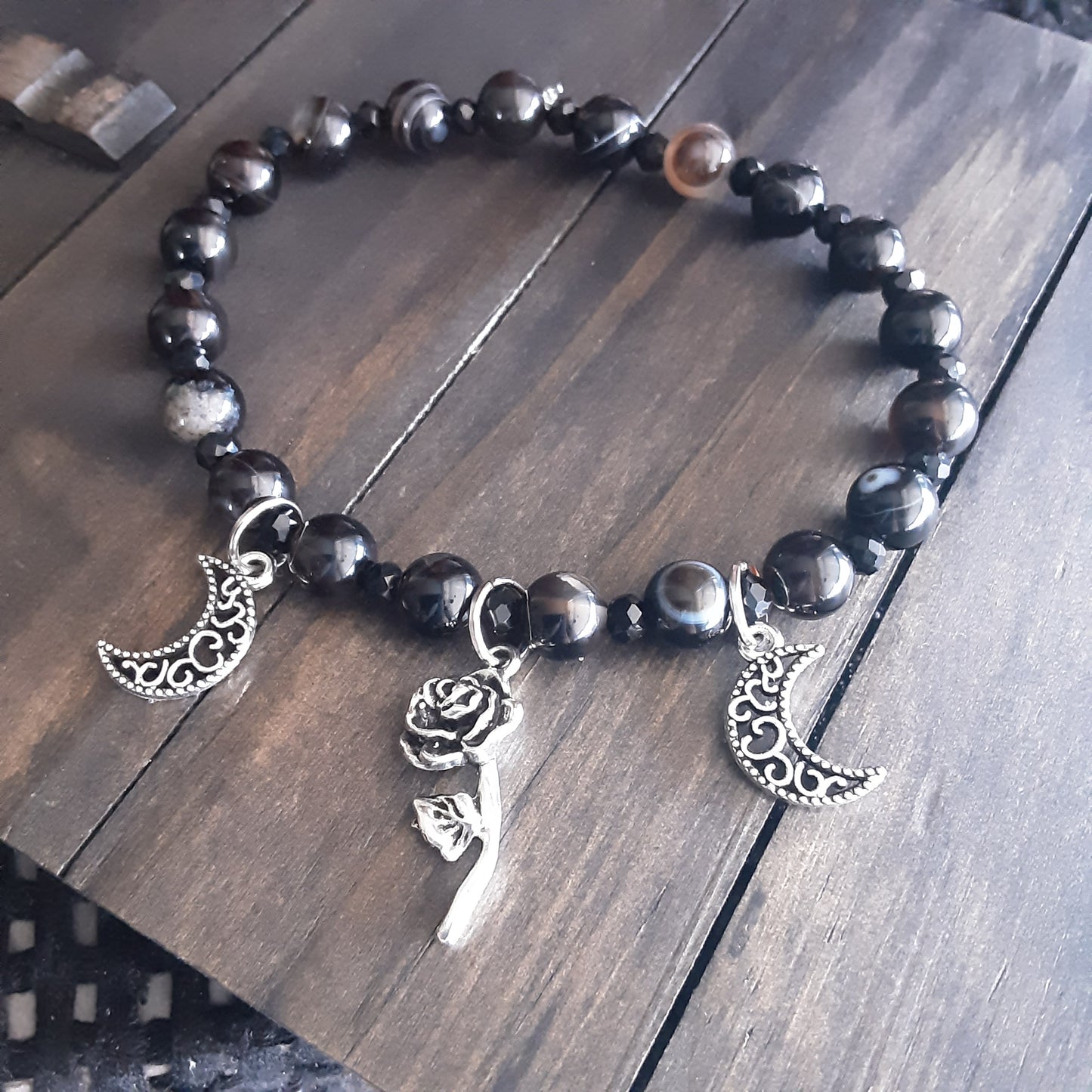 Rose and moon Agate bracelet