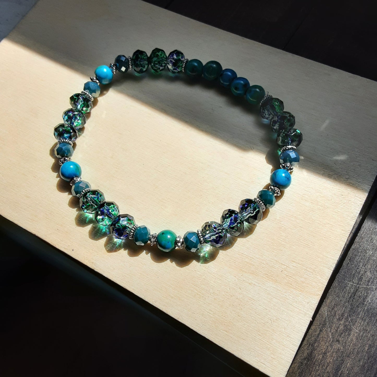 Blue and green stretch bracelet