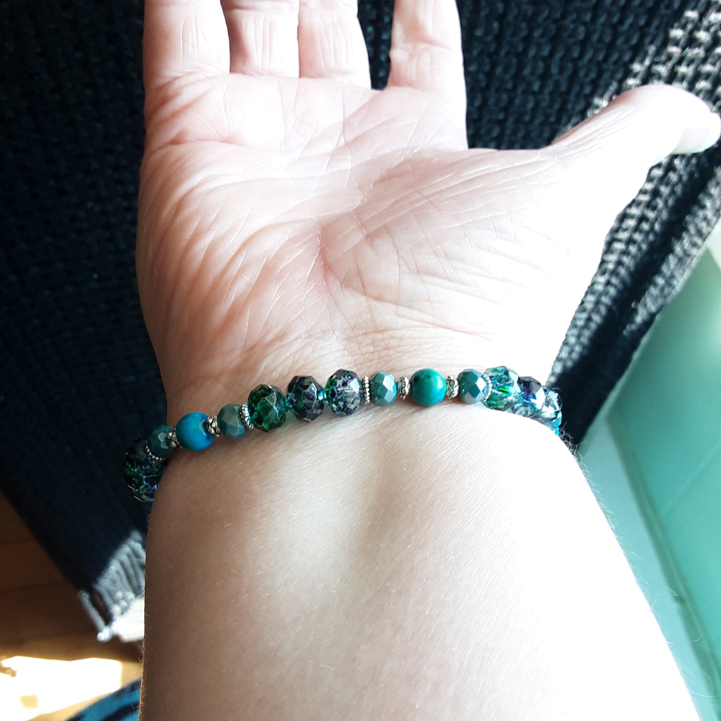 Blue and green stretch bracelet