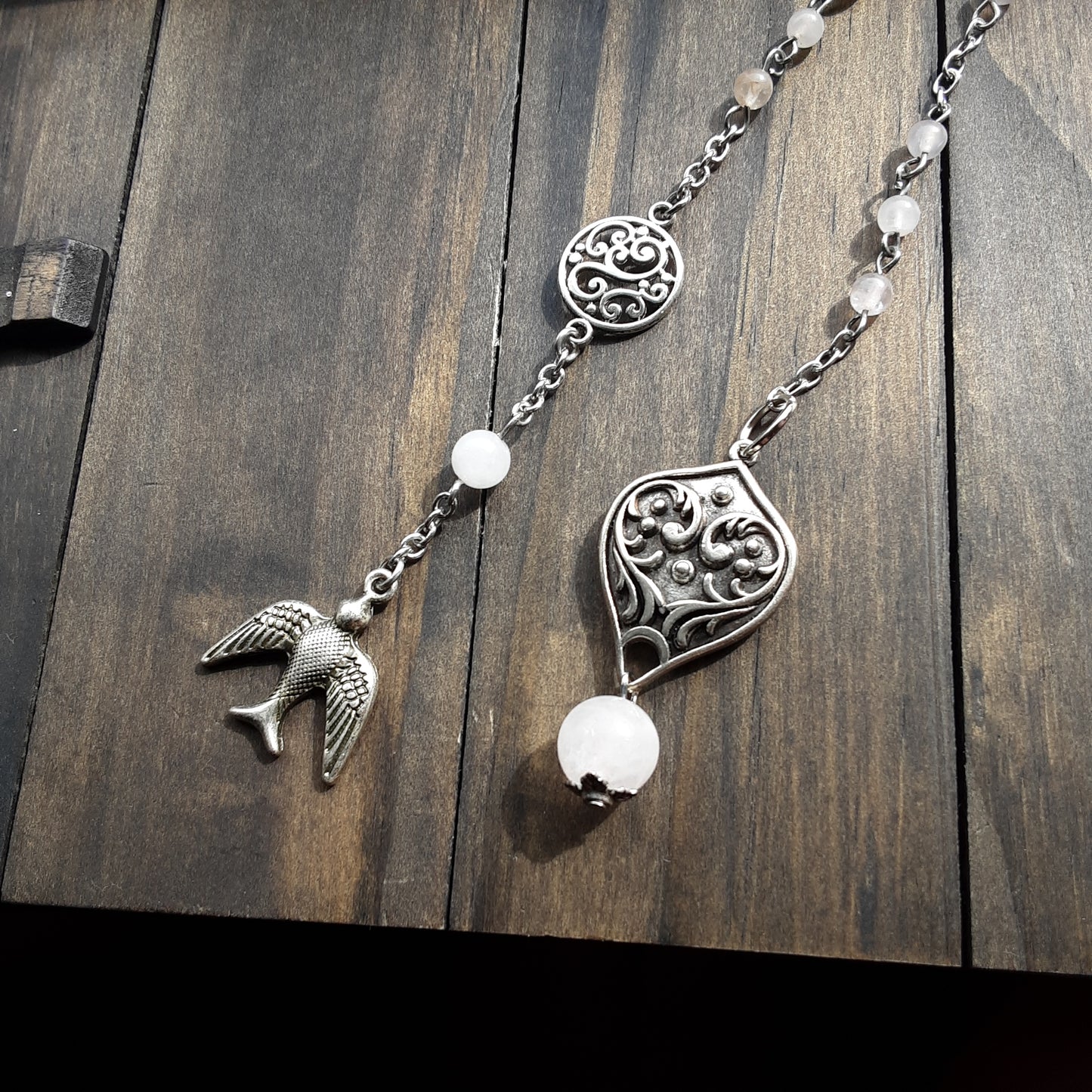 Aphrodite pendulum or prayer beads