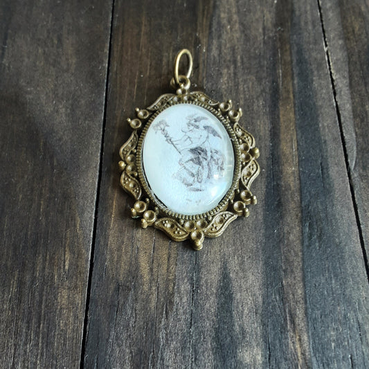 Hermes pendant