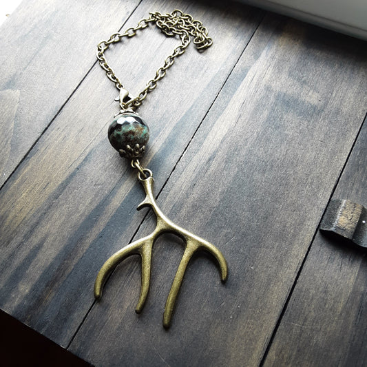 Antler car mirror hanger