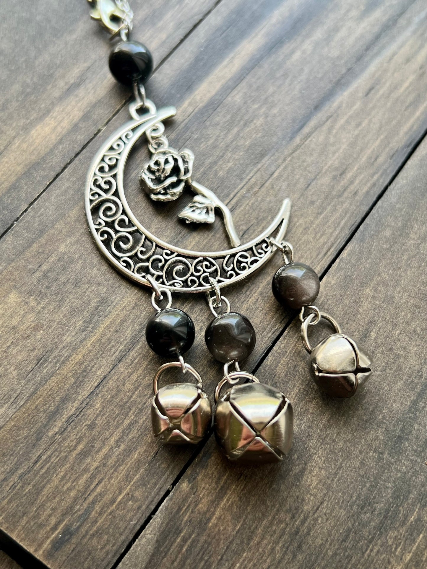 Rose witch bells- short style