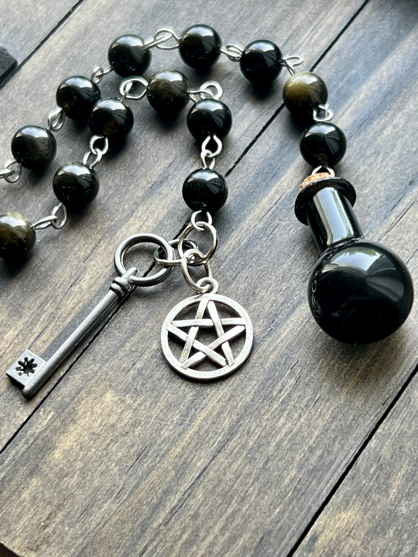 Crossroads Keeper - Prayer beads for Hekate