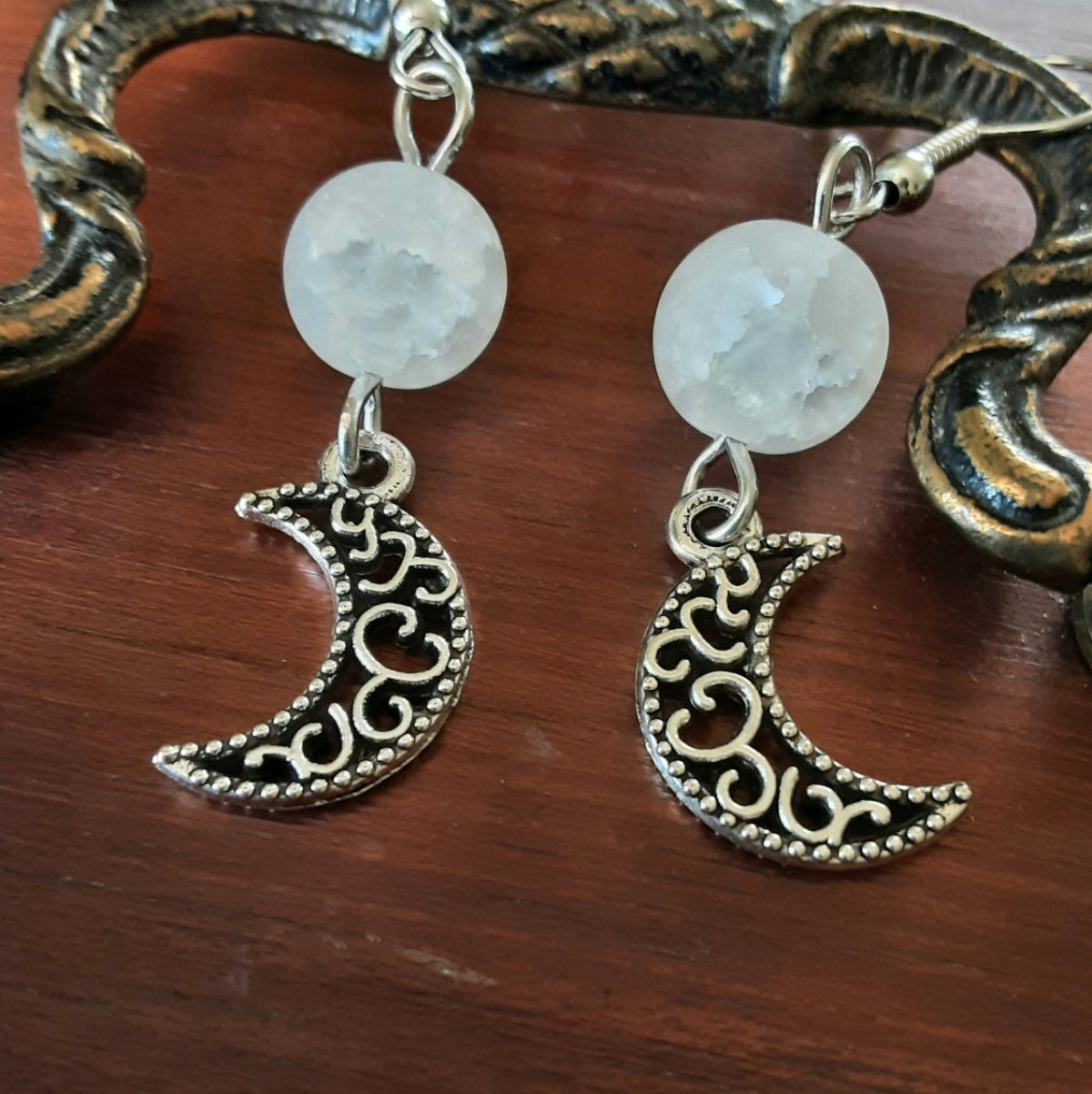 Moon earrings with crackle Quartz