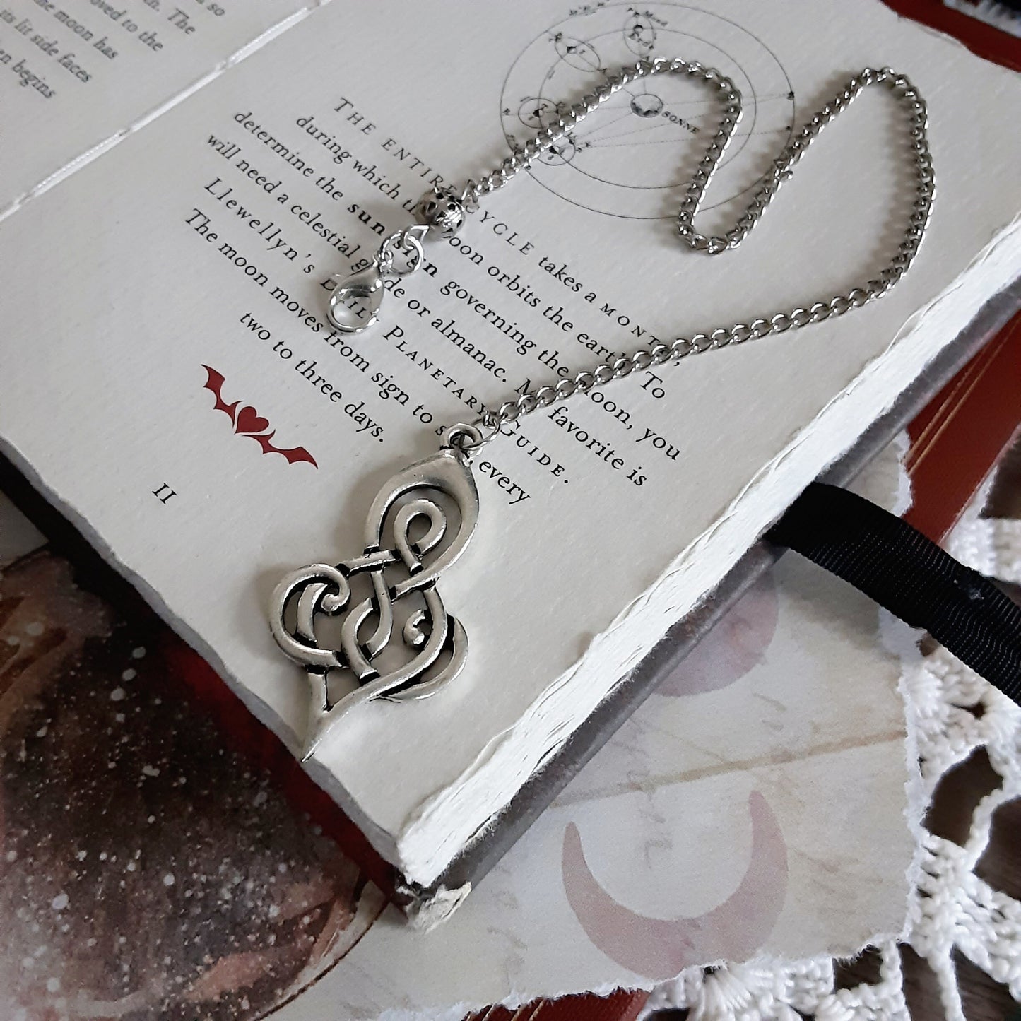 Celtic knotwork pendulum with clasp, travel divination tool, pendulum, wear it as an oversized bracelet